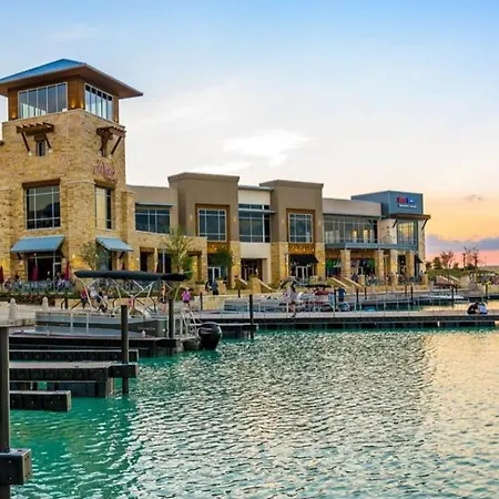 Lake Cypress Villa Exterior photo
